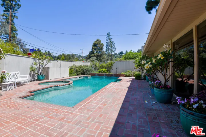 738 Hanley Avenue, Los Angeles, California 90049