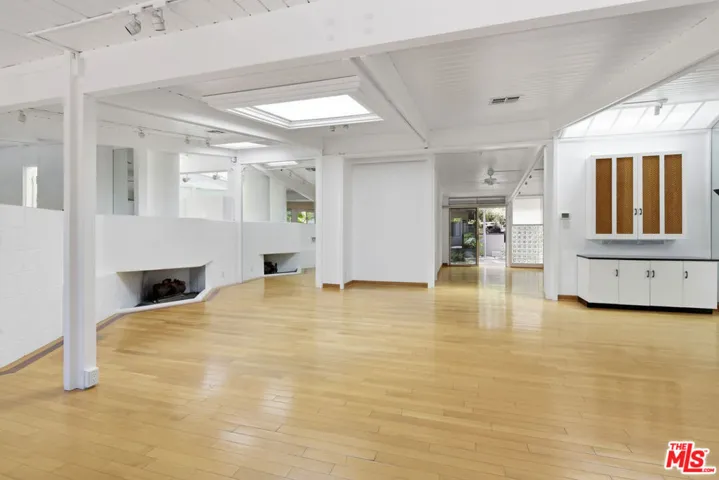 738 Hanley Avenue, Los Angeles, California 90049