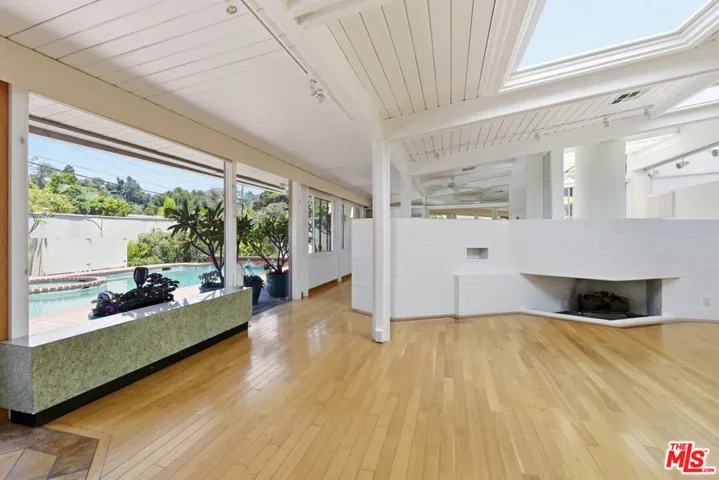 738 Hanley Avenue, Los Angeles, California 90049