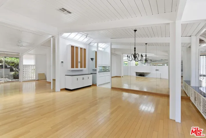 738 Hanley Avenue, Los Angeles, California 90049