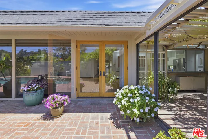 738 Hanley Avenue, Los Angeles, California 90049