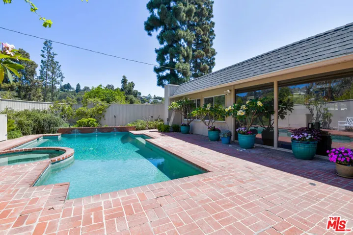 738 Hanley Avenue, Los Angeles, California 90049