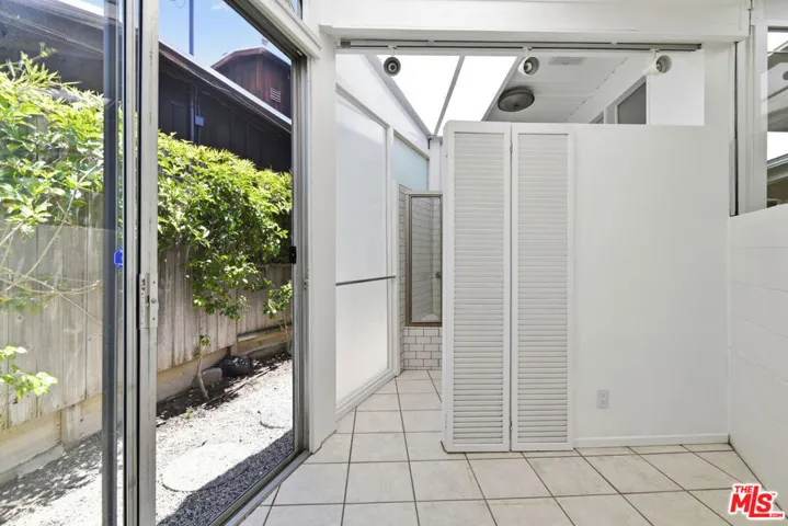 738 Hanley Avenue, Los Angeles, California 90049