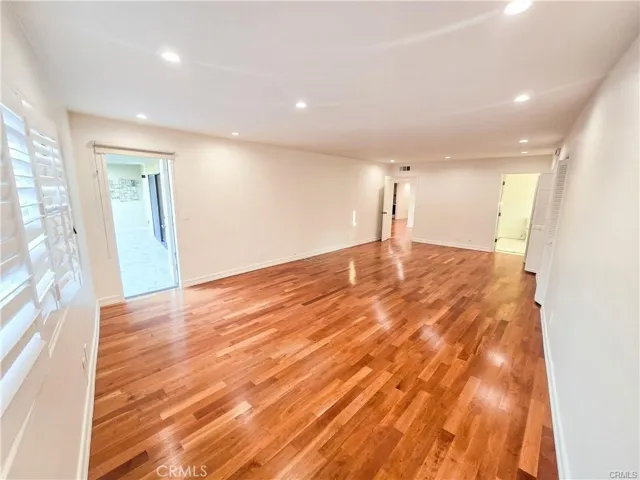 1310 Roxbury Drive 302, Los Angeles, California 90035