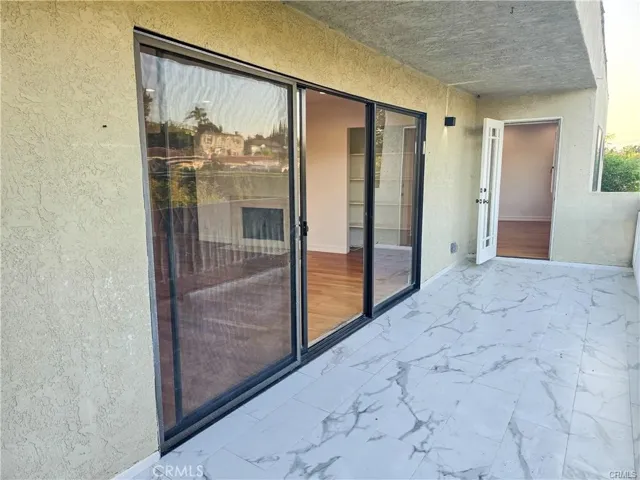 1310 Roxbury Drive 302, Los Angeles, California 90035