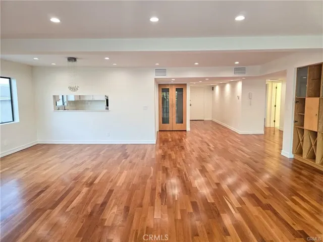 1310 Roxbury Drive 302, Los Angeles, California 90035