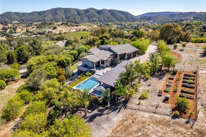 850 Bassi Dr., San Luis Obispo, California 93405