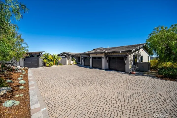 850 Bassi Dr., San Luis Obispo, California 93405