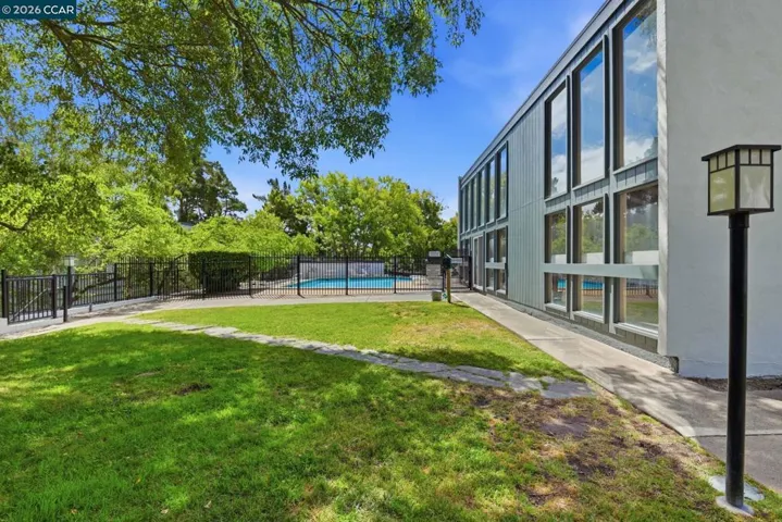2087 Ascot Dr 124, Moraga, California 94556