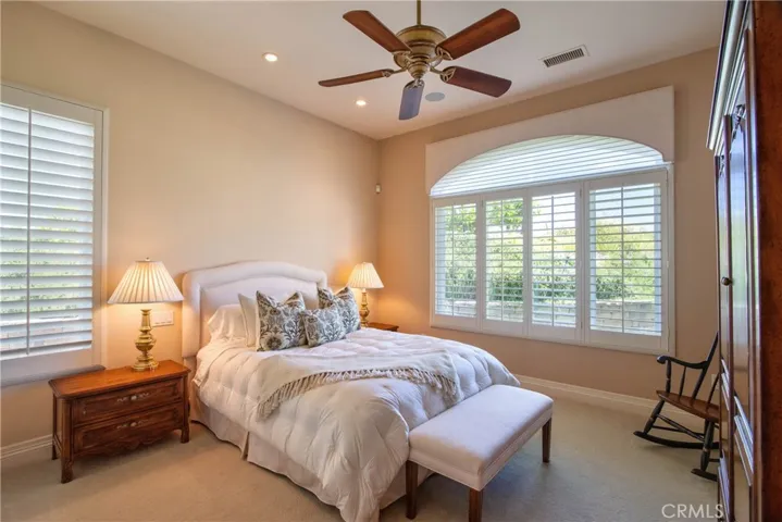 Guest Bedoom with private bathroom