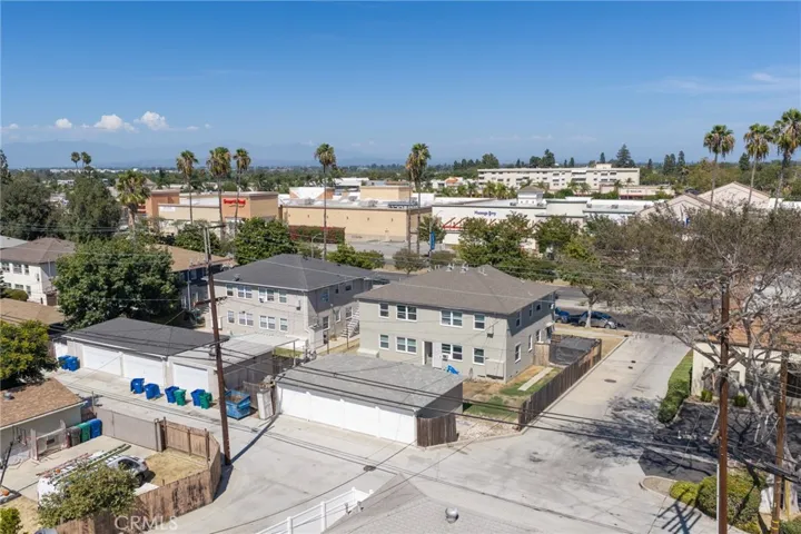 4445 Atlantic Avenue, Long Beach, California 90807