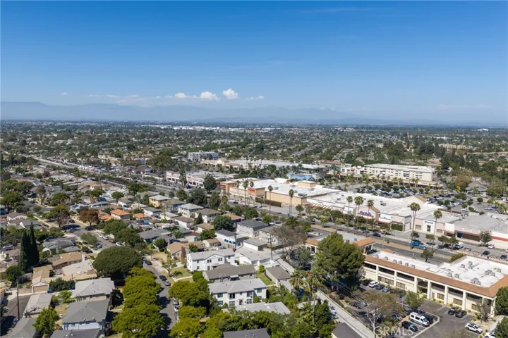 4445 Atlantic Avenue, Long Beach, California 90807