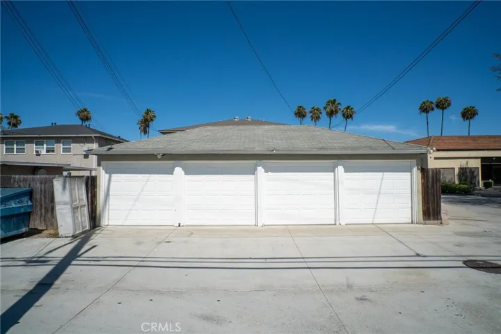 4445 Atlantic Avenue, Long Beach, California 90807