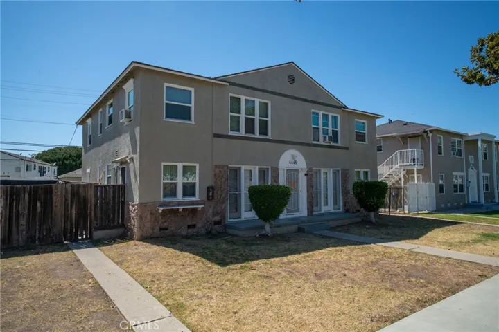 4445 Atlantic Avenue, Long Beach, California 90807