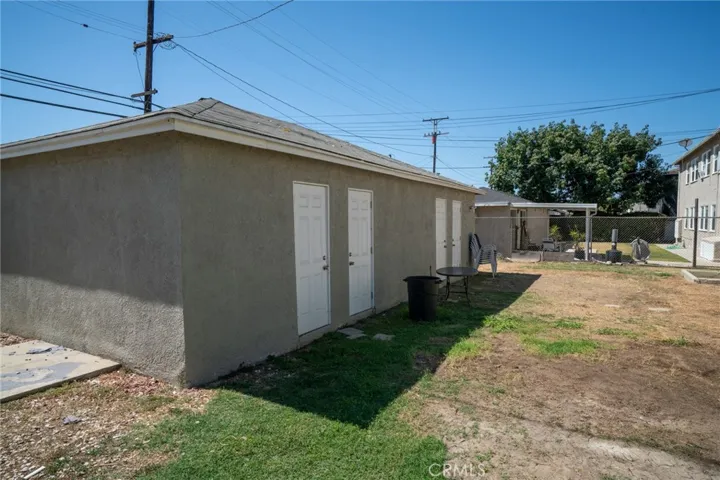 4445 Atlantic Avenue, Long Beach, California 90807