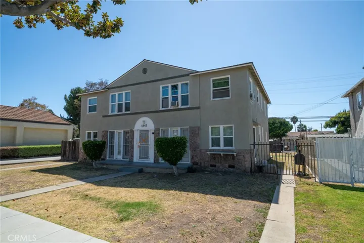 4445 Atlantic Avenue, Long Beach, California 90807