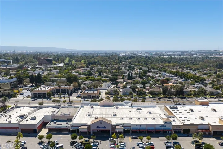 4445 Atlantic Avenue, Long Beach, California 90807