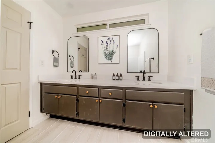 1041 Sunset Circle, Rialto, California 92376