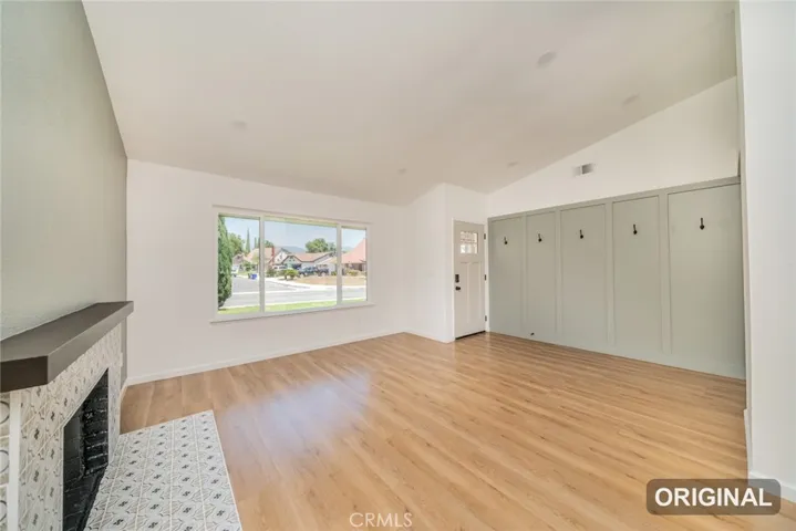1041 Sunset Circle, Rialto, California 92376