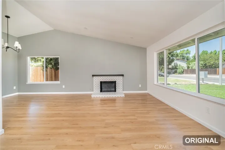 1041 Sunset Circle, Rialto, California 92376