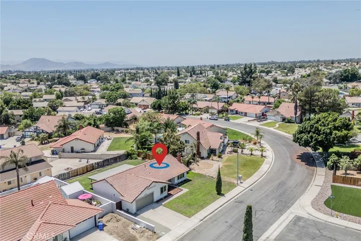 1041 Sunset Circle, Rialto, California 92376