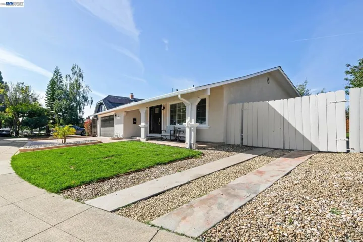 40884 Blacow Rd, Fremont, California 94538-3379