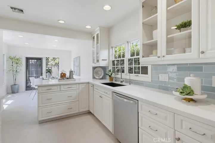 Kitchen to outside area