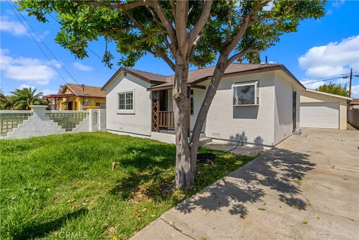 2521 W Stanford, Santa Ana, California 92704