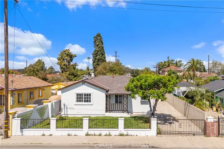 2521 W Stanford, Santa Ana, California 92704