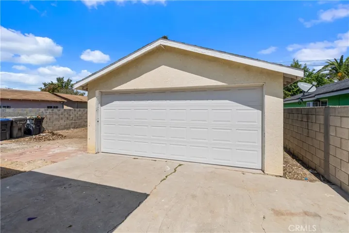 2521 W Stanford, Santa Ana, California 92704