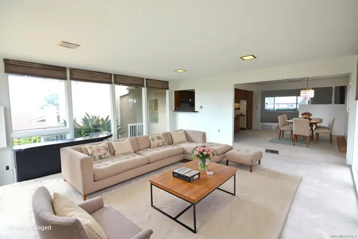 https://zimg.paragon.ice.com/ParagonImages/Property/PA/SDMLS/-530887/19/120/90/24750fdb615174956476cab1efe8d349/3/fd5c6d27e745f10b6bba00f5df8a0434/-530887-643b6976-0f8e-4450-ac1a-aeff7ea13caf.JPG