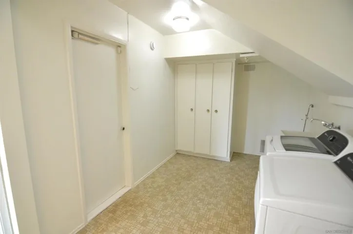 6137 Arno Dr., San Diego, California 92120
