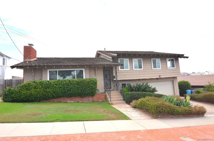 6137 Arno Dr., San Diego, California 92120