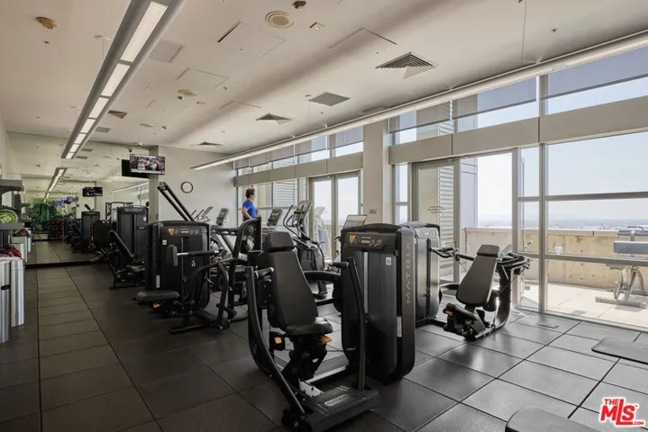 1155 S Grand Avenue 1307, Los Angeles, California 90015