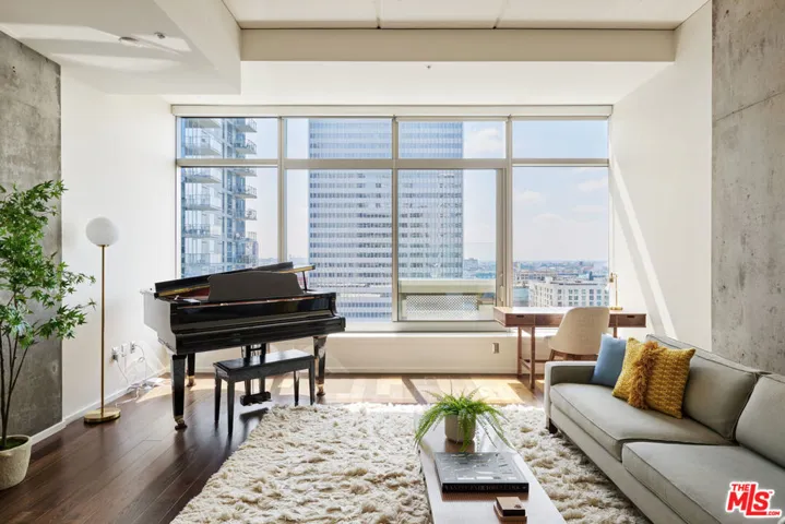 1155 S Grand Avenue 1307, Los Angeles, California 90015
