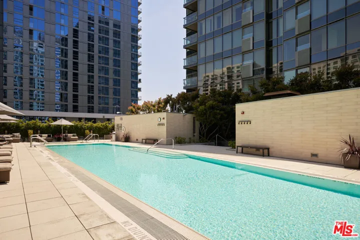 1155 S Grand Avenue 1307, Los Angeles, California 90015