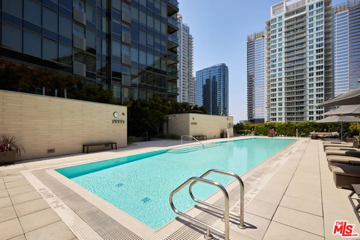 1155 S Grand Avenue 1307, Los Angeles, California 90015