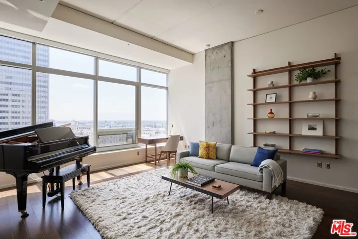 1155 S Grand Avenue 1307, Los Angeles, California 90015