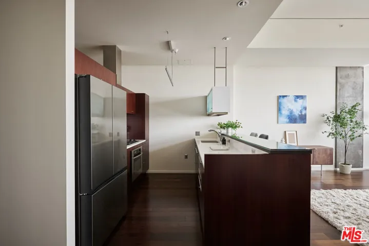 1155 S Grand Avenue 1307, Los Angeles, California 90015