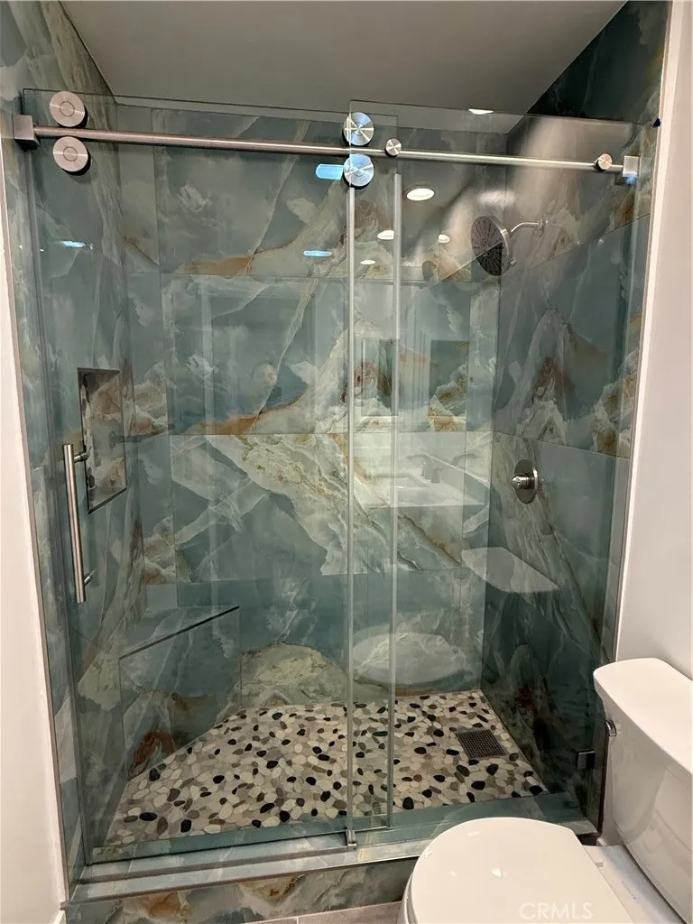 Large walk in shower.