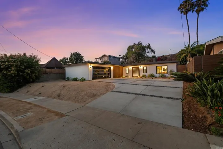2765 Tokalon Street, San Diego, California 92110