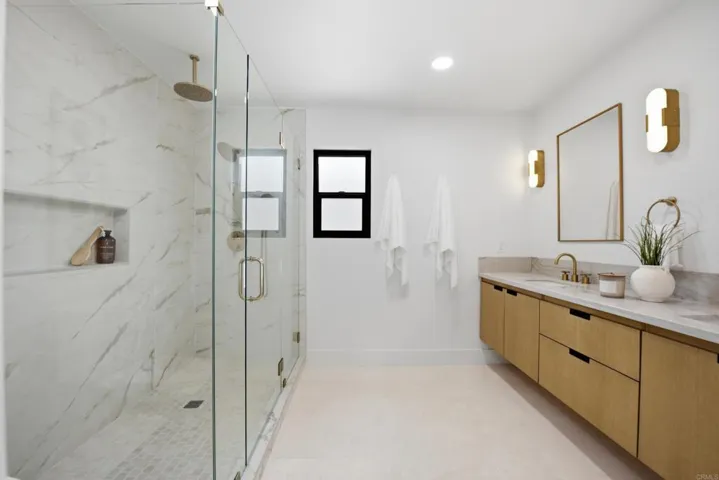 2765 Tokalon Street, San Diego, California 92110