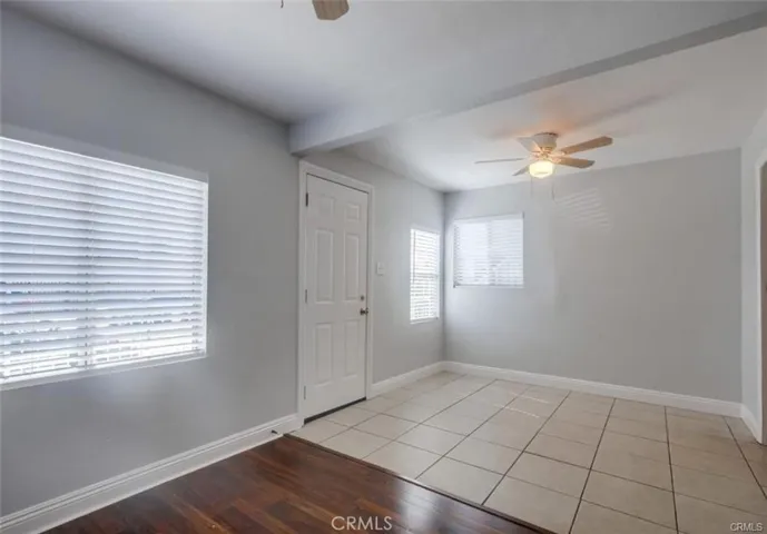 1009