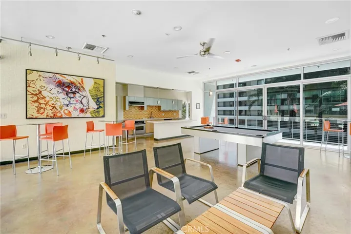 645 W 9th Street 314, Los Angeles, California 90015