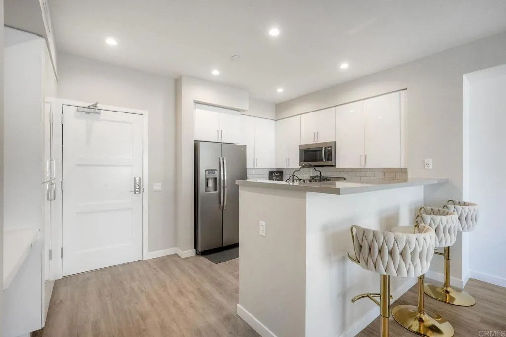 355 N Cleveland Street 307, Oceanside, California 92054 — photo 5
