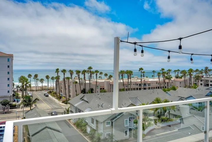 355 N Cleveland Street 307, Oceanside, California 92054