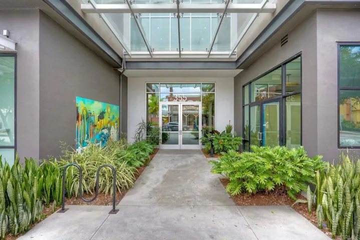 355 N Cleveland Street 307, Oceanside, California 92054