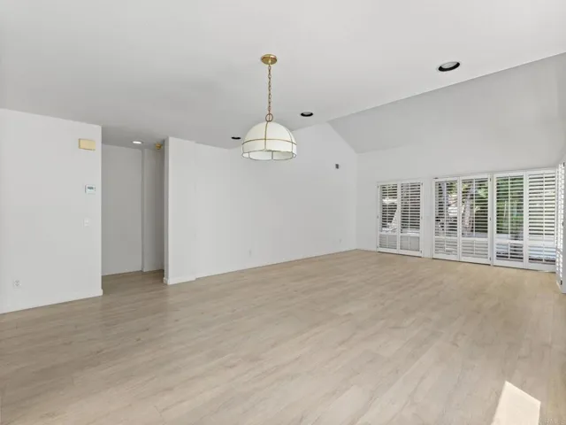 4938 Kalamis Way, Oceanside, California 92056