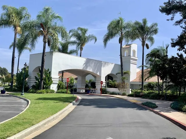 4938 Kalamis Way, Oceanside, California 92056