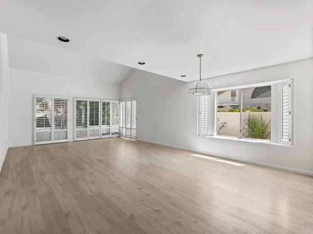 4938 Kalamis Way, Oceanside, California 92056